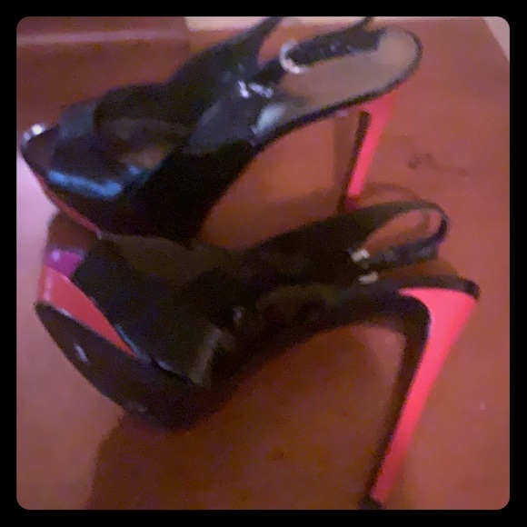 Shoes - Picture 1 of 1